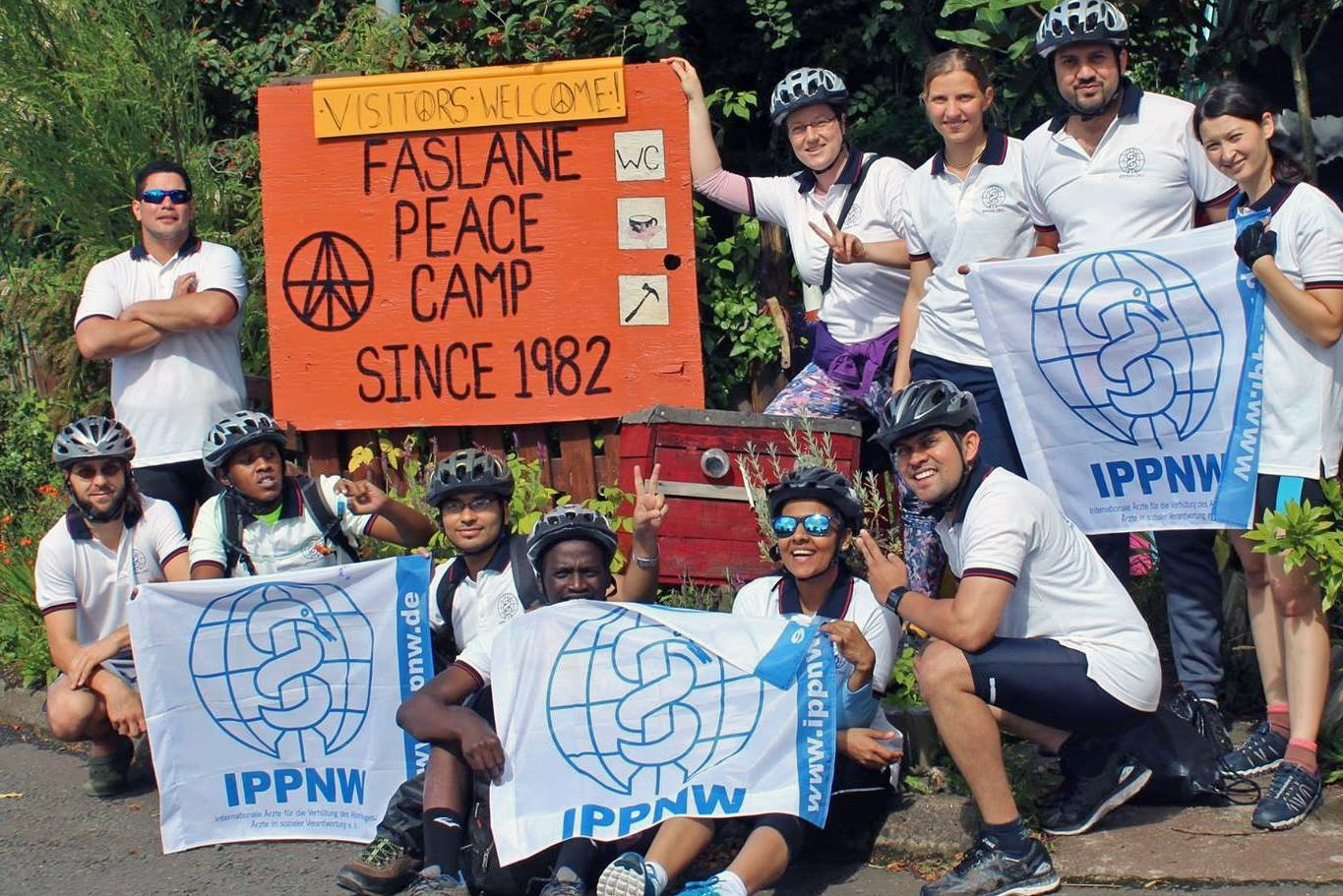 Von Faslane nach York: Studierende setzten radelnd ein Zeichen für den Frieden / August 2017, Faslane. Foto: IPPNW